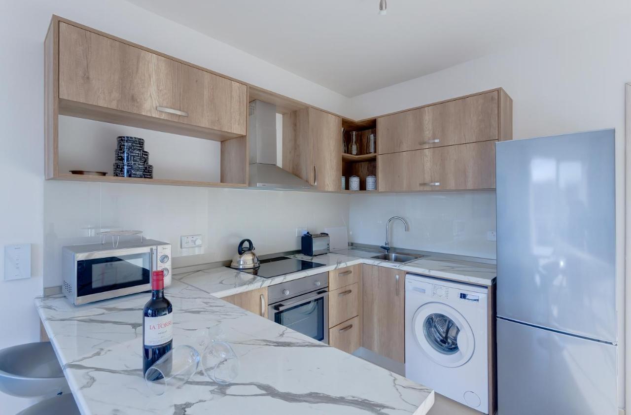 Centric And Modern Penthouse Close To Amenities Msida Exterior photo